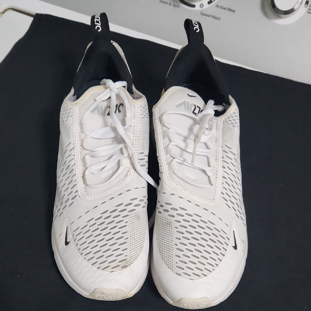 Mens Nike Air Max 270 White Sneakers